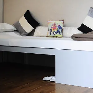 Sams Snooze At My Space カプセルホテル